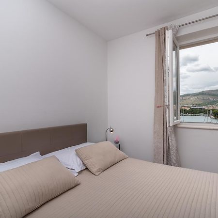 Apartments Maria Trogir Luaran gambar
