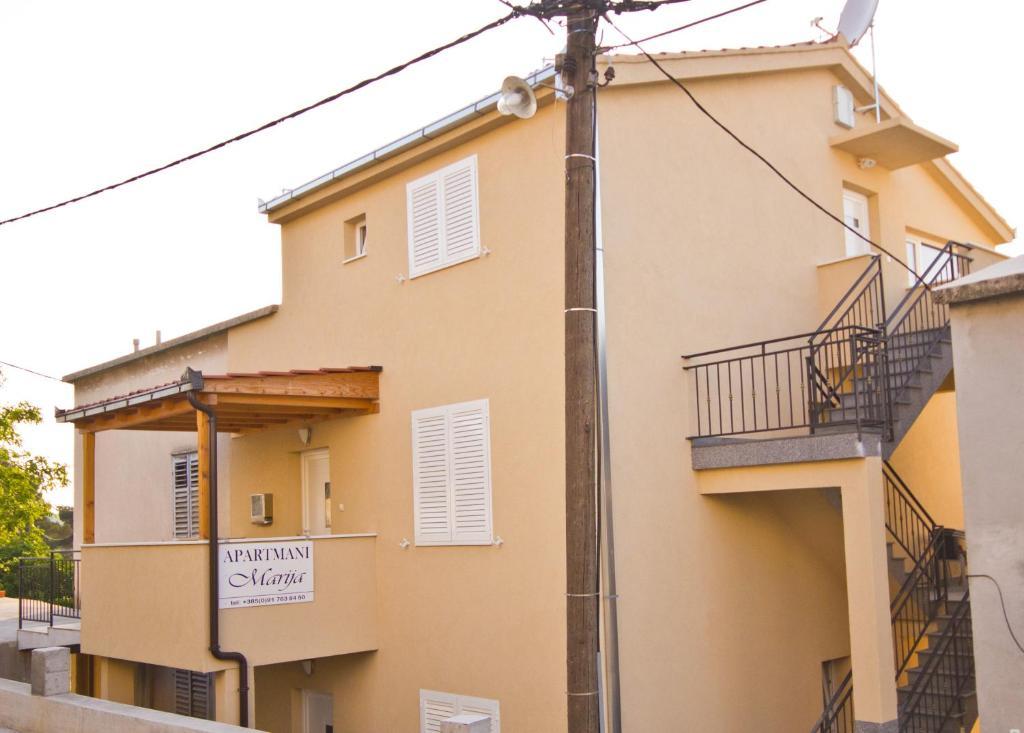 Apartments Maria Trogir Luaran gambar