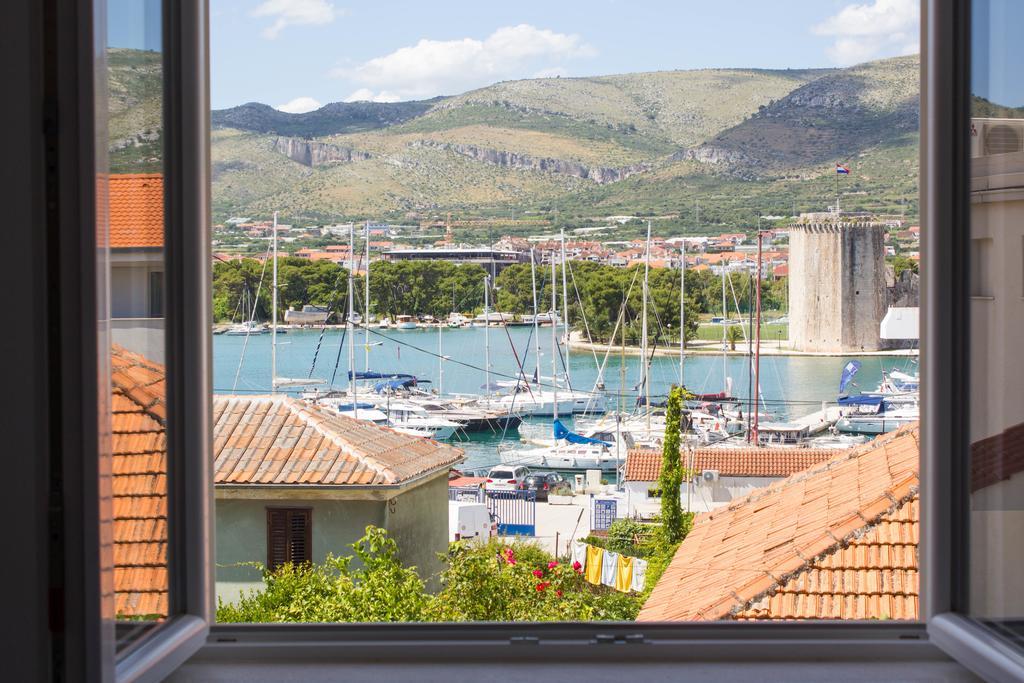 Apartments Maria Trogir Luaran gambar