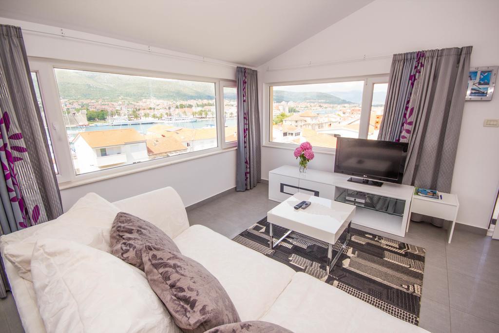 Apartments Maria Trogir Luaran gambar