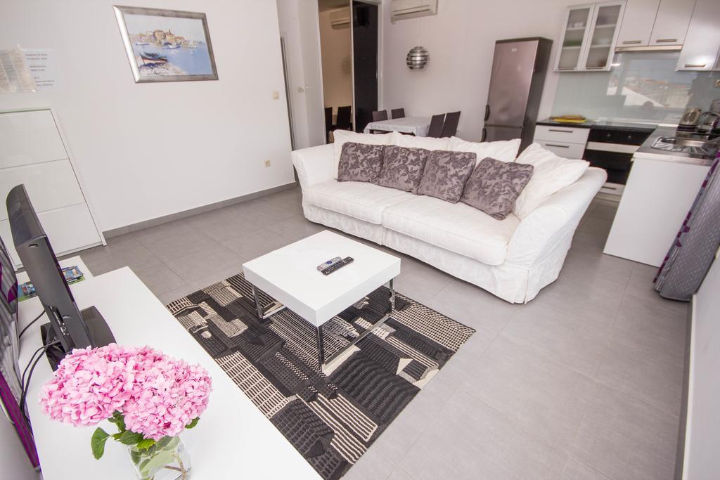 Apartments Maria Trogir Luaran gambar