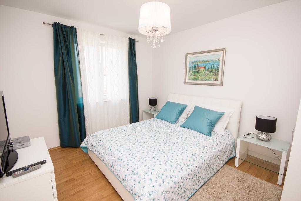 Apartments Maria Trogir Luaran gambar