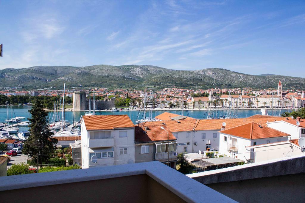 Apartments Maria Trogir Luaran gambar