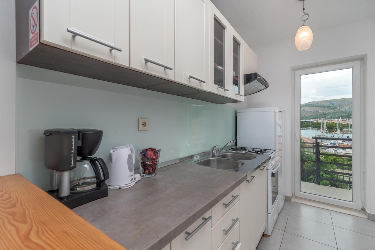 Apartments Maria Trogir Luaran gambar